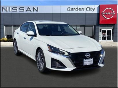 Certified 2025 Nissan Altima 2.5 SL