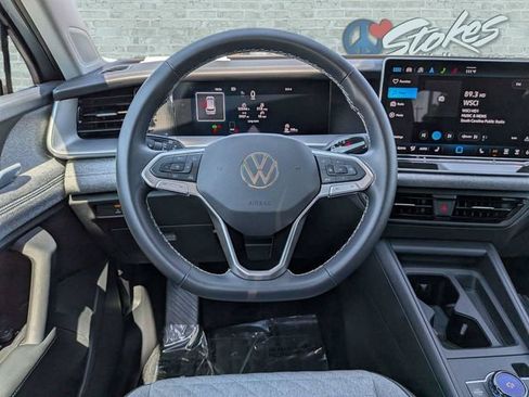 Certified 2025 Volkswagen Tiguan S FWD image 15