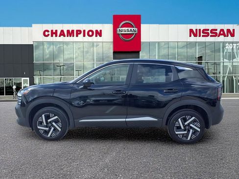 New 2026 Nissan Kicks SV FWD image 4