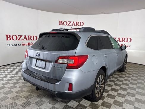 Used 2015 Subaru Outback 3.6R Limited image 8