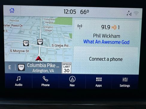 Used 2020 Ford Escape Titanium image 19