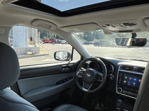 Used 2019 Subaru Outback 3.6R Limited image 15