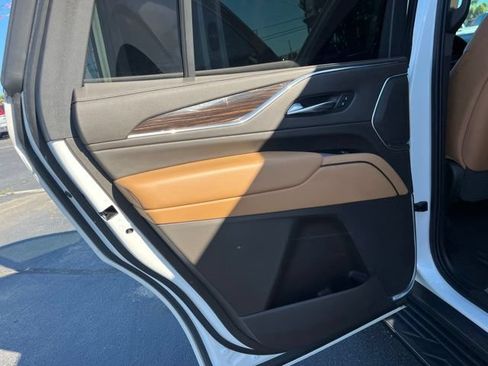 Used 2021 Cadillac Escalade Sport AWD/4WD image 12