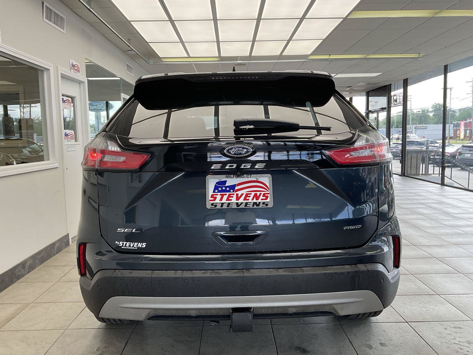 Used 2022 Ford Edge SEL w/ Convenience Package AWD/4WD image 6