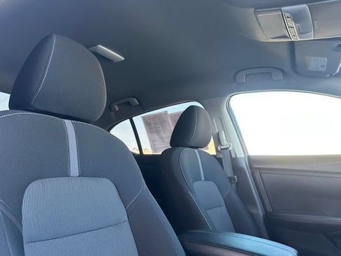 Certified 2025 Nissan Sentra SV FWD image 19