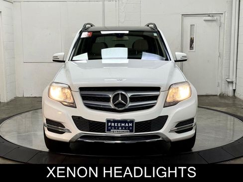 Used 2013 Mercedes-Benz GLK 350 4MATIC image 3