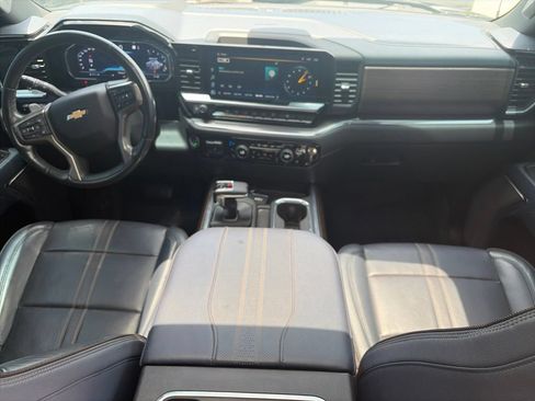 Used 2023 Chevrolet Silverado 1500 High Country w/ High Country Premium Package AWD/4WD image 18