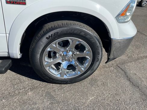 Used 2017 RAM 1500 Laramie image 44