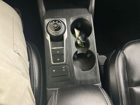 Used 2022 Ford Escape SEL image 44