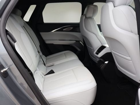 Certified 2023 Cadillac Lyriq 2WD image 19