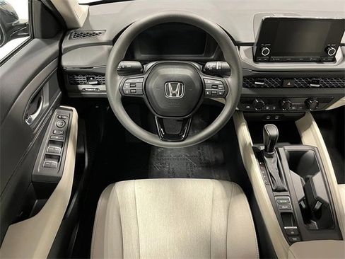 New 2025 Honda Accord SE image 16