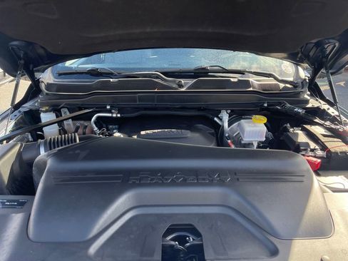 Used 2024 RAM 2500 Big Horn w/ Bed Utility Group image 18