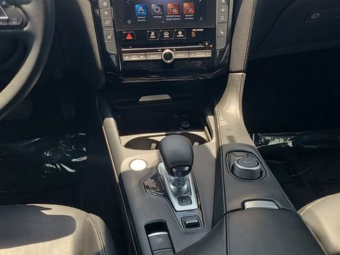 Used 2021 INFINITI QX50 Luxe w/ Appearance Package FWD image 15