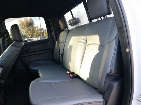 New 2026 RAM 3500 Tradesman AWD/4WD image 32
