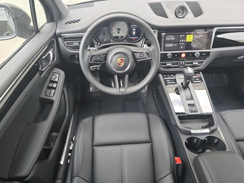 New 2026 Porsche Macan S image 18