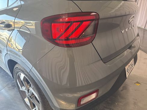 Certified 2023 Hyundai Venue SEL w/ Cargo Package image 14