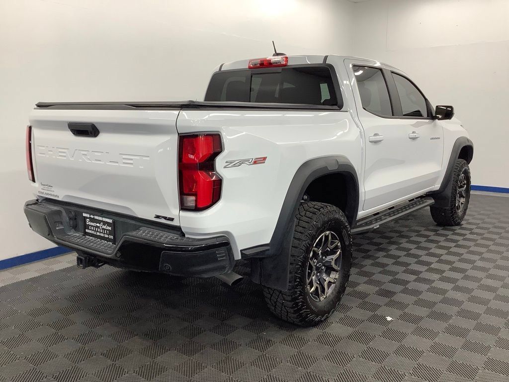 Used 2024 Chevrolet Colorado ZR2 w/ ZR2 Convenience Package III AWD/4WD image 26