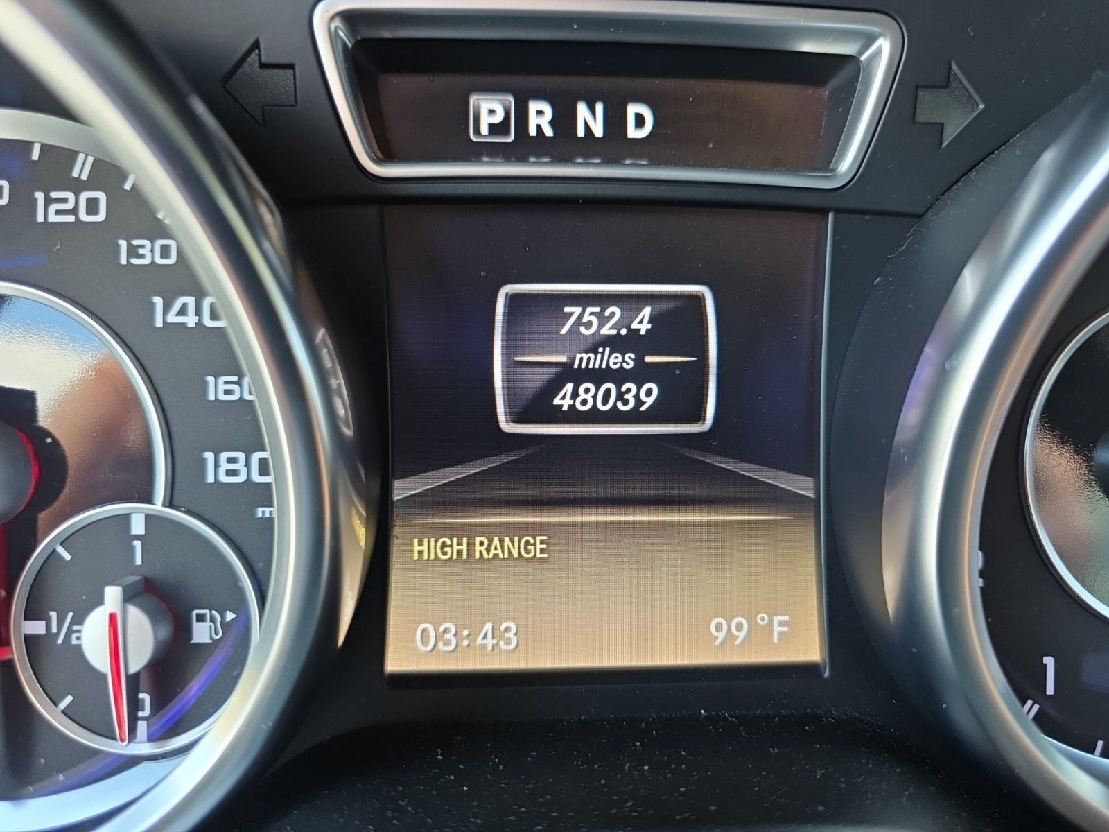 Used 2015 Mercedes-Benz G 63 AMG 4MATIC image 11
