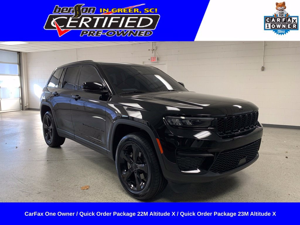 Used 2023 Jeep Grand Cherokee Altitude AWD/4WD image 1