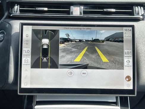 Used 2025 Land Rover Range Rover Velar S AWD/4WD image 25