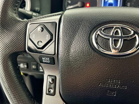 Used 2021 Toyota Tacoma TRD Sport image 18