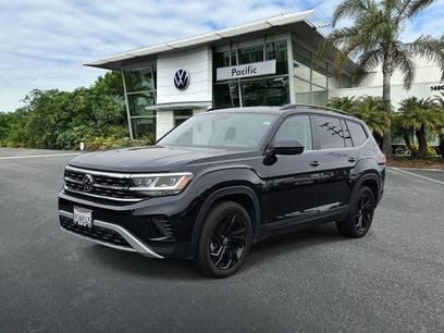 Used 2023 Volkswagen Atlas SE w/ Panoramic Sunroof Package