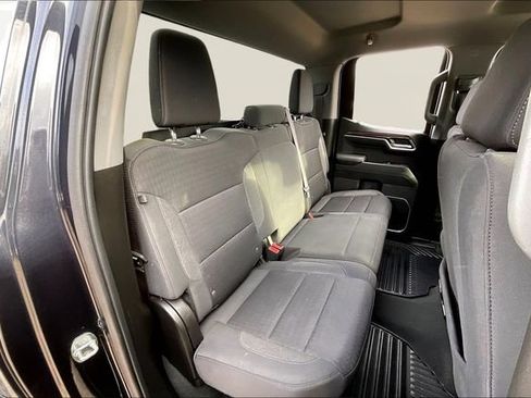 Used 2022 Chevrolet Silverado 1500 LT image 17