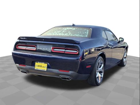 Used 2015 Dodge Challenger SXT Plus w/ Premium Sound Group image 4