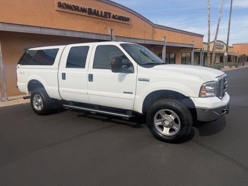 Used 2005 Ford F350 Lariat image 12