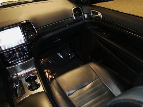 Used 2020 Jeep Grand Cherokee Limited X AWD/4WD image 17