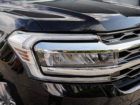 Used 2022 Ford Expedition Max King Ranch image 6