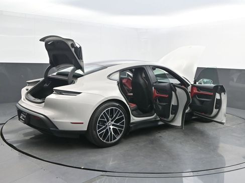 Certified 2023 Porsche Taycan image 30