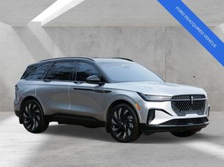 Used 2024 Lincoln Nautilus Reserve w/ Equipment Group 202A video 1