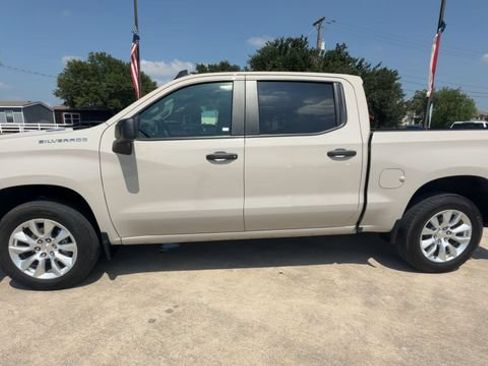 Used 2026 Chevrolet Silverado 1500 Custom RWD image 5
