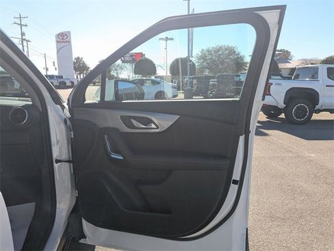 Used 2024 Chevrolet Blazer LT w/ Convenience Package image 31