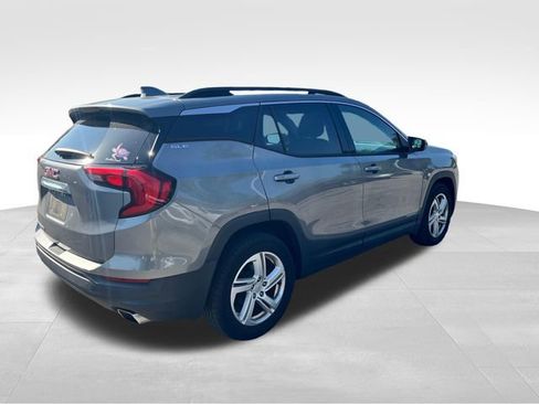 Used 2018 GMC Terrain SLE w/ Driver Convenience Package image 5