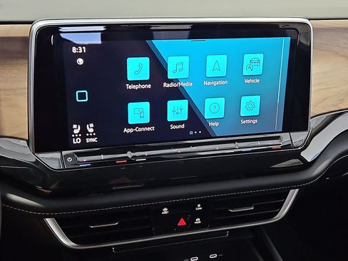 Used 2026 Volkswagen Atlas SE FWD image 19