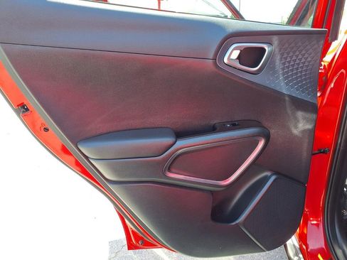 Certified 2024 Kia Soul EX FWD image 23