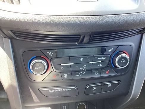 Used 2018 Ford Escape SEL w/ Ford Safe & Smart Package FWD image 32