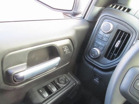 New 2026 GMC Sierra 1500 Pro w/ Pro Value Package image 18