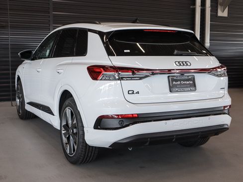 Used 2023 Audi Q4 e-tron Premium Plus w/ Premium Plus AWD/4WD image 2