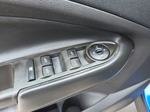 Used 2017 Ford Escape S image 17