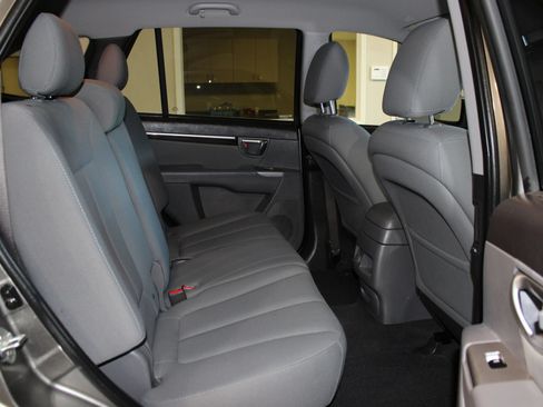Used 2012 Hyundai Santa Fe GLS FWD image 28