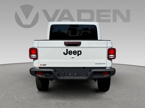 New 2025 Jeep Gladiator Sport image 22