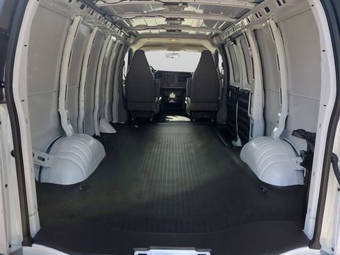 New 2025 Chevrolet Express 2500 Work Van w/ Driver Convenience Package image 10