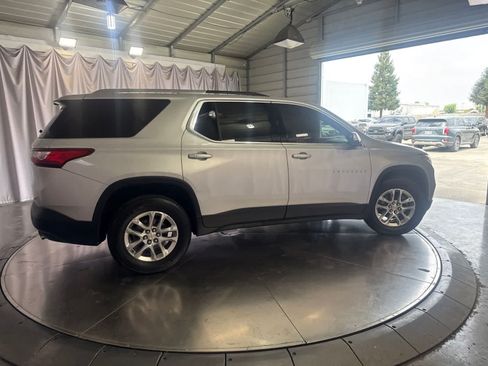 Used 2018 Chevrolet Traverse LT FWD image 4