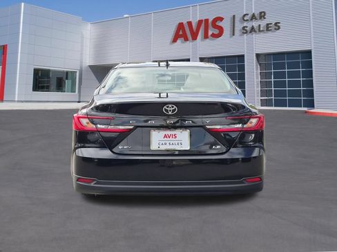 Used 2025 Toyota Camry Hybrid FWD image 7