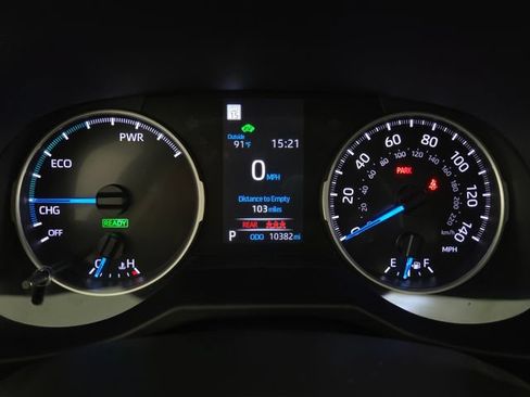 Used 2022 Toyota RAV4 LE AWD/4WD image 17