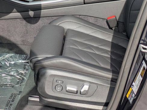 New 2026 BMW X5 xDrive50e w/ M Sport Package image 4