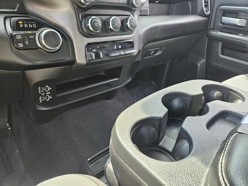 Used 2024 RAM 2500 Big Horn AWD/4WD image 24